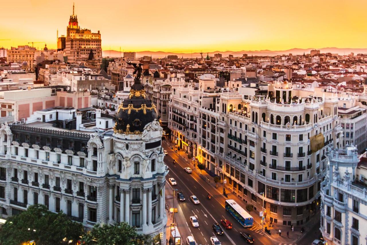 Woohoo Rooms Fuencarral Madrid Exterior photo